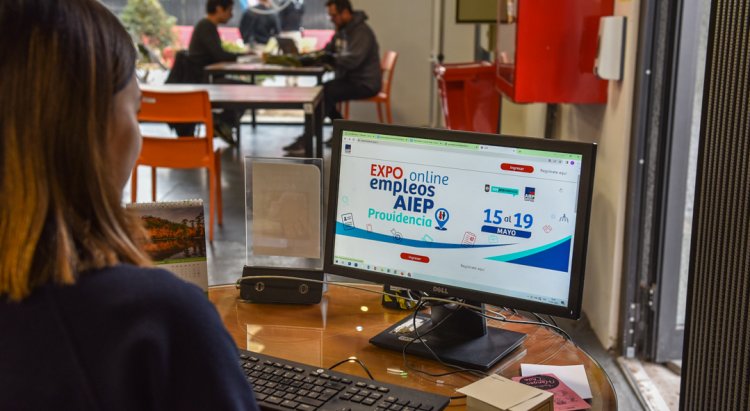 Con más de 1.800 ofertas de trabajo se desarrollará la feria laboral Expo Empleos AIEP Providencia 2024