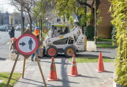 Accesibilidad universal en diversos cruces semaforizados del eje Eliodoro Yáñez