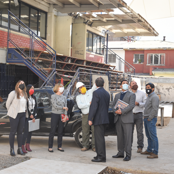 Alcaldesa Matthei visitó obras de remodelación del Liceo Carmela Carvajal