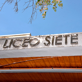 Histórico: 137 alumnos postularon al Liceo N°7 de Providencia el cual será mixto el 2021