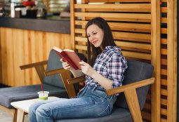 ¿Qué leer este verano? 13 recomendaciones para niños y adultos
