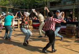 Celebra las Fiestas Patrias junto a los emprendedores de Providencia