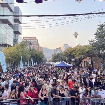 5.000 vecinos disfrutaron en Revive lo Retro en Providencia