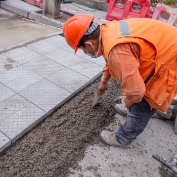 Remodelación al cruce de Vasconia con Marchant Pereira