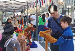 Barrio Manuel Montt: Un ambiente familiar se vivió en Sabores del Mundo a la Chilena