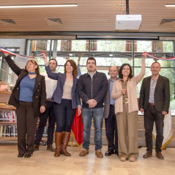 Reinauguramos el Café Literario del Parque Bustamante junto a vecinos