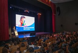 Más de 500 profesionales de la educación participaron en el seminario “Neurodiversidad en el Aula”
