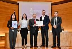 Entregamos el Sello Diversidad y Respeto a la Facultad de Derecho de la Universidad de Chile