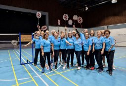 Vecinos mayores de Providencia viajarán a Rapa Nui para impulsar el bádminton