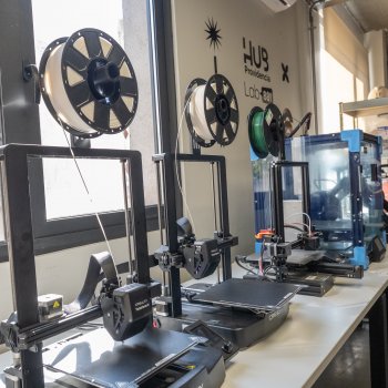 Providencia inaugura LAB881, el primer laboratorio municipal de impresión 3D del país
