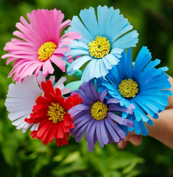 Taller "Flores de Papel"