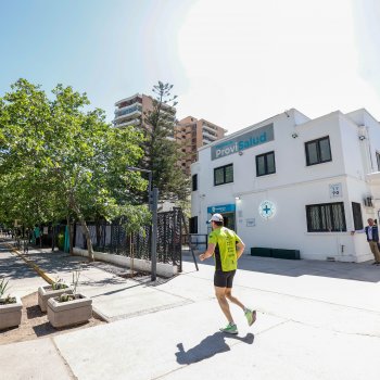 Farmacia Los Leones tiene nuevos días y horarios de atención
