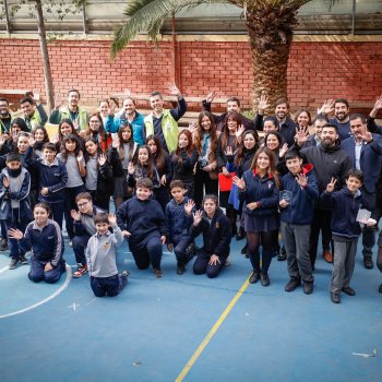 Providencia y Renca impulsan piloto para educar sobre el cuidado del agua a través de la tecnología