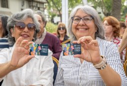 Primer aniversario de la Tarjeta Vecino Mayor: ya cuenta con más de 60 beneficios